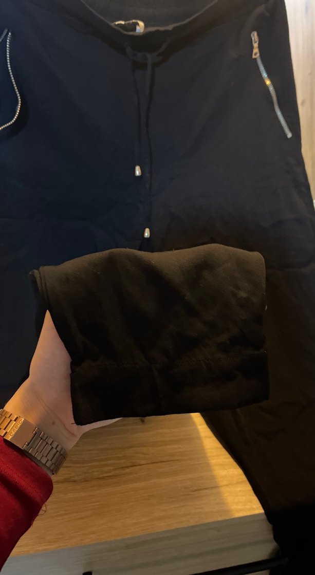 Siyah Kadın Rahat Kesim Fermuarlı Pantolon - Görsel 4