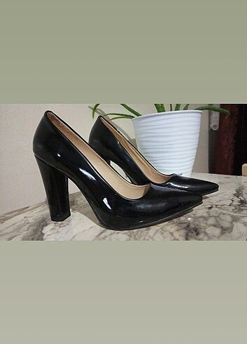 Kalin topuklu stiletto 