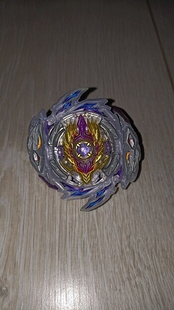 Beyblade Burst Rage Longinus ve ekstra Driver Takara Tomy