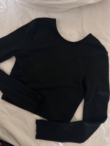 Siyah crop