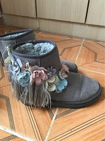Tasarım ugg