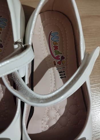 Kız Çocuk Beyaz Tokalı Babet Ayakkabı - Görsel 4