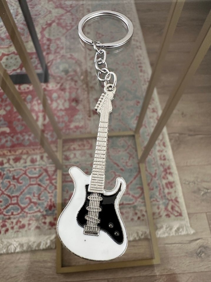 Elektro Gitar Motif Anahtarlık - Görsel 2