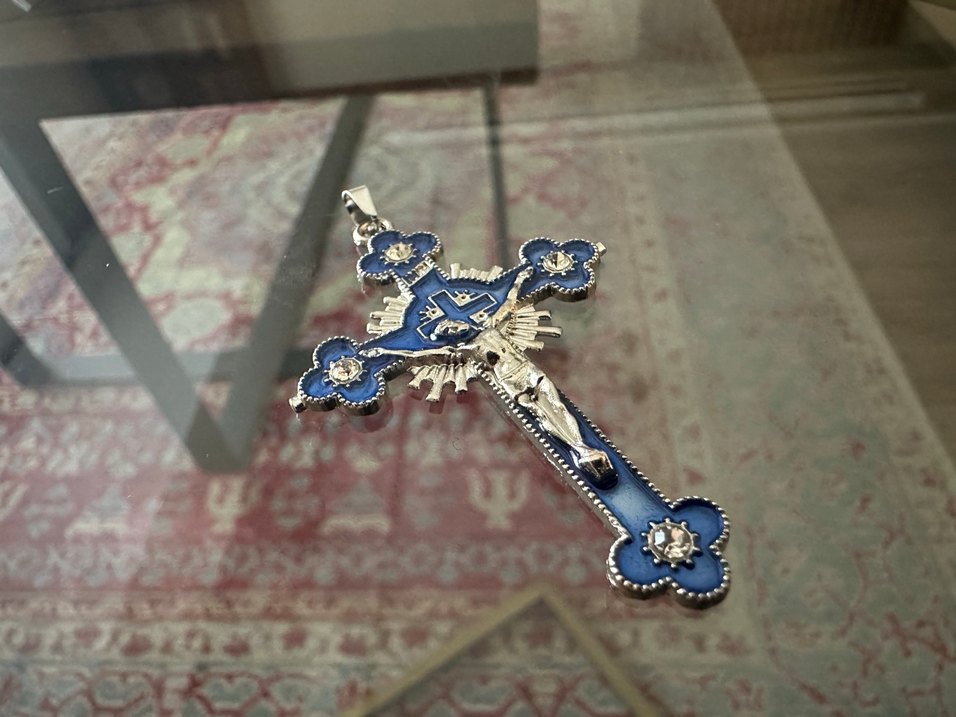 Quartz Taşlı Mavi Haç Kolye Ucu - Görsel 3