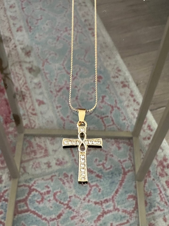 Quartz Taşlı Haç Kolye - Görsel 2