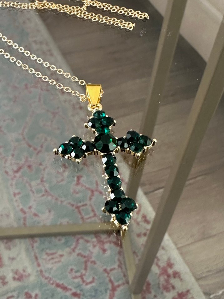 Yeşil Quartz Taşlı Haç Kolye - Görsel 4