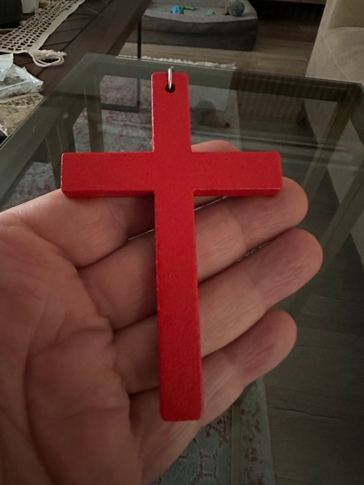 Gothik Ahşap Kırmızı Büyük Haç Kolye - Görsel 4