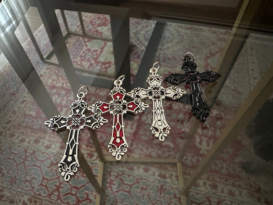 Gotik Siyah Haç Kolye Ucu - Görsel 5