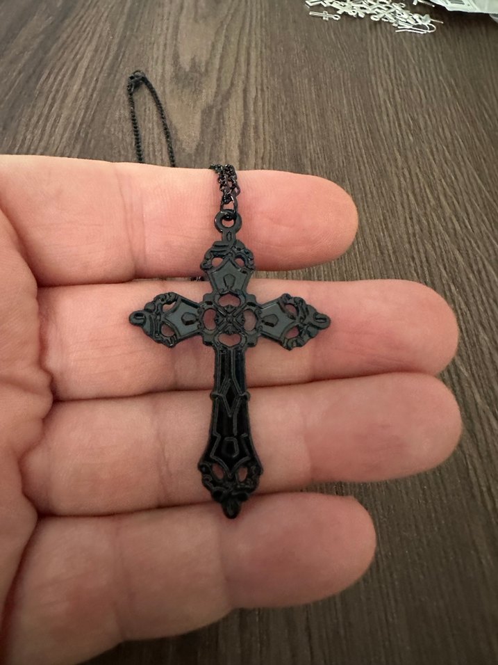 Gothik Siyah Haç Kolye - Görsel 4
