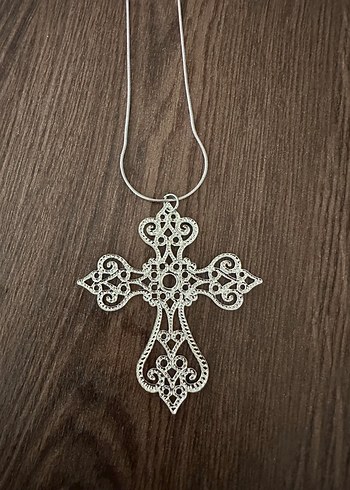 Gothik Nakış İşlemeli Haç Kolye - Görsel 2