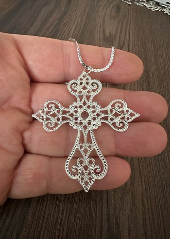 Gothik Nakış İşlemeli Haç Kolye - Görsel 4