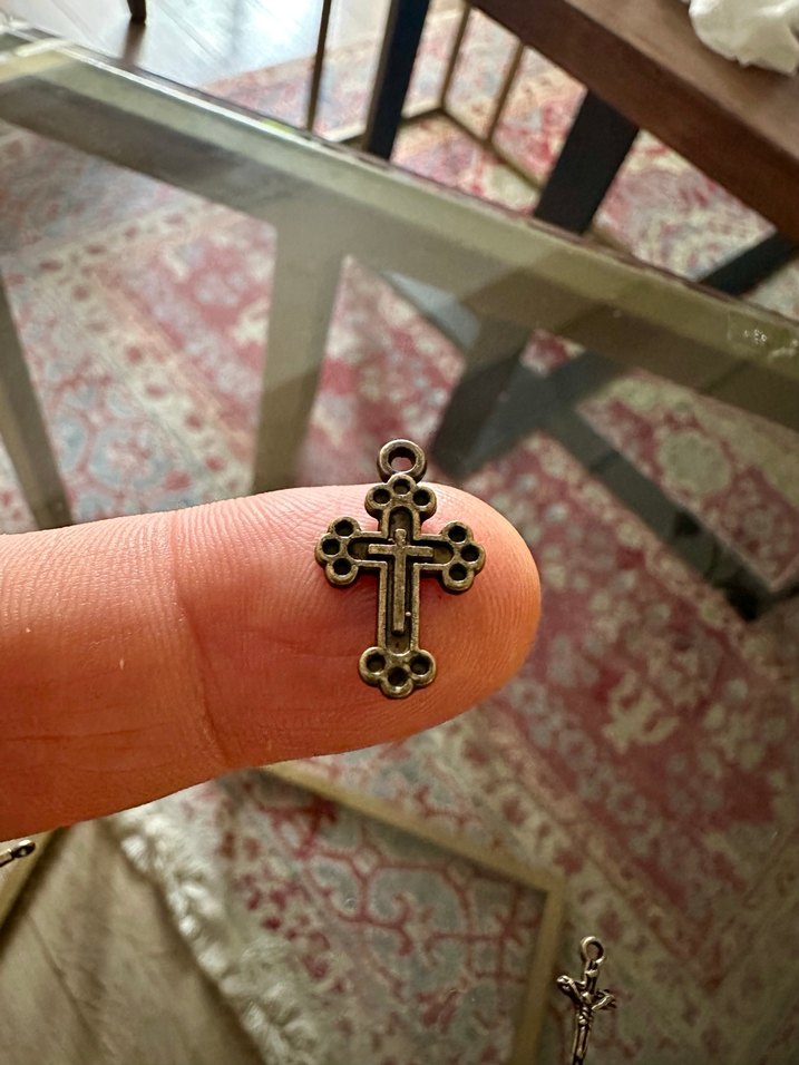 Minimalist Antik Gold Haç Kolye Uçları - Görsel 4