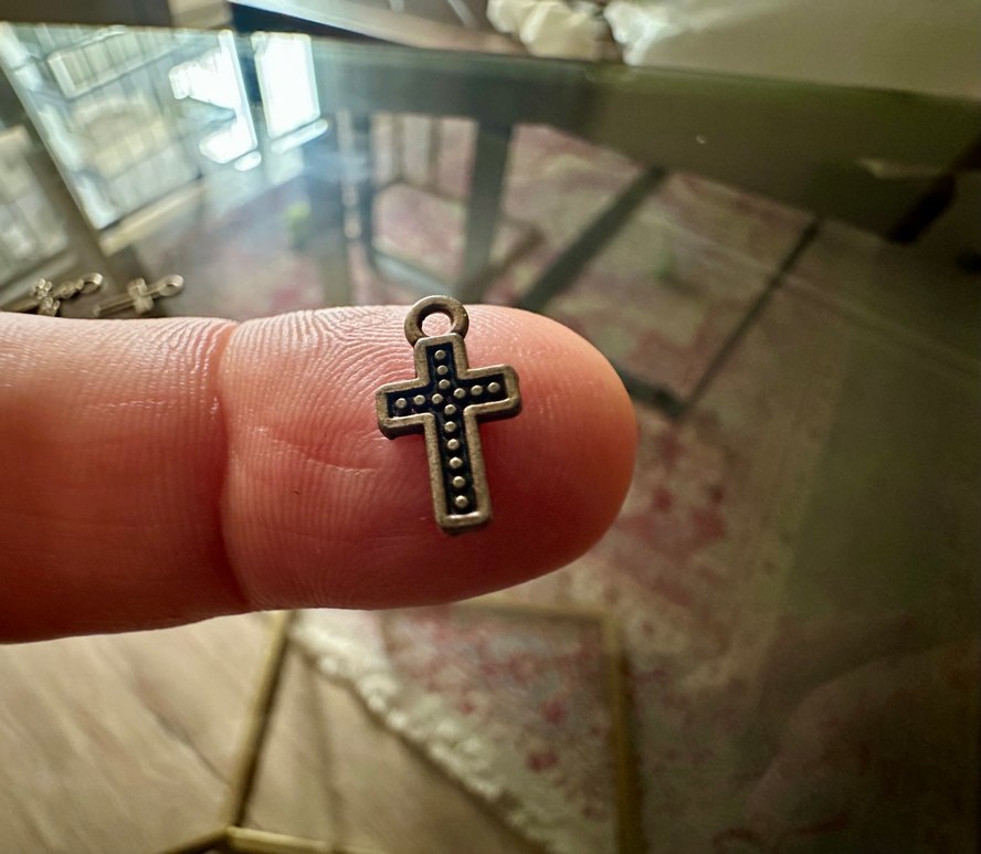 Minimalist Antik Gold Haç Kolye Uçları - Görsel 5