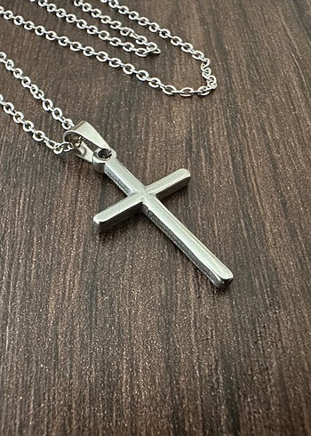 Minimalist Çelik Haç Kolye - Görsel 3