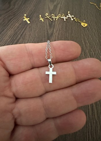 Minimalist Çelik Haç Kolye - Görsel 5