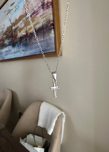 Minimalist Çelik Haç Kolye - Görsel 3