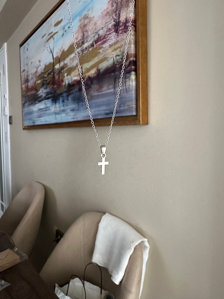 Minimalist Çelik Haç Kolye - Görsel 2