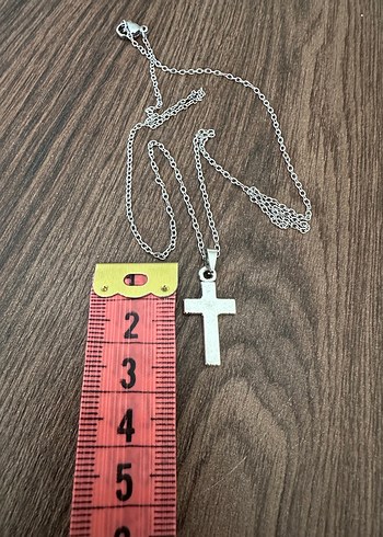 Minimalist Çelik Haç Kolye - Görsel 4