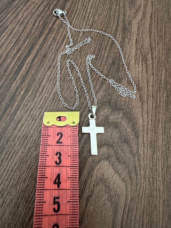 Minimalist Çelik Haç Kolye - Görsel 4