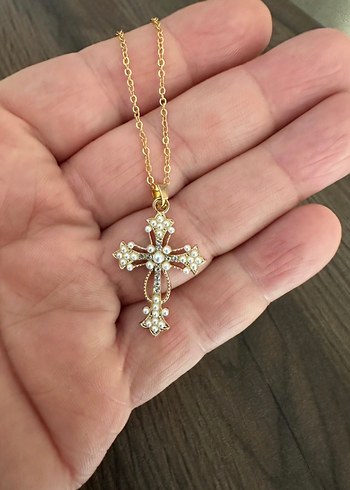 İnci Taşlı Haç Kolye - Görsel 3