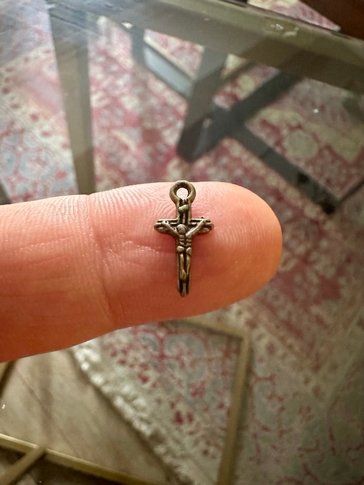 Minimalist Antik Gold Haç Kolye Uçları - Görsel 5