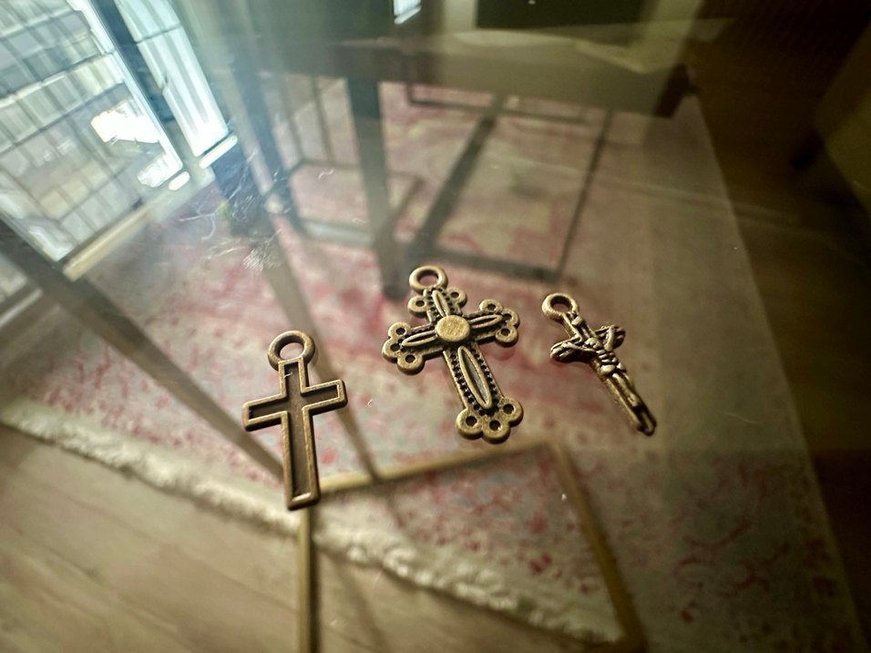 Minimalist Antik Gold Haç Kolye Uçları - Görsel 2