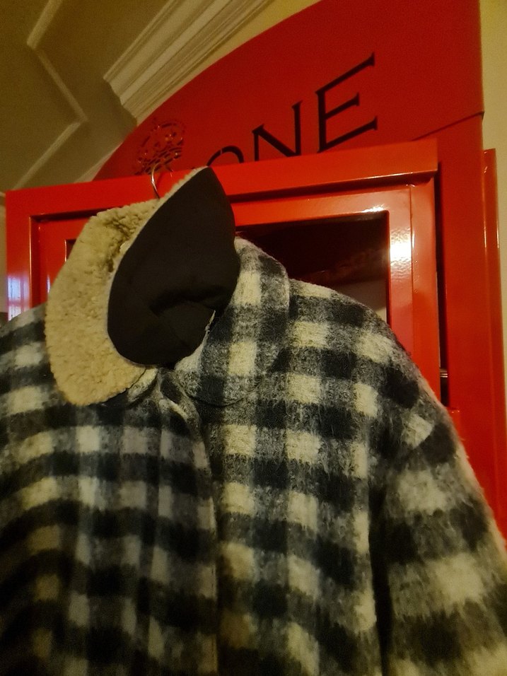 Mango Ekose Desenli Midi Genç Kaban - Görsel 4