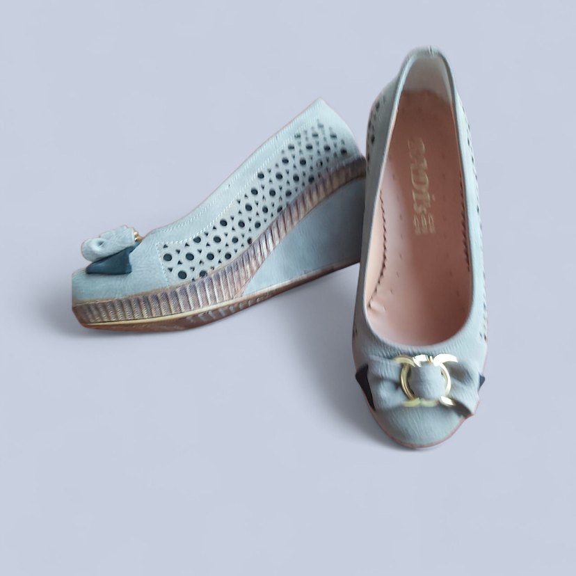 BADI's Gri Yılan Desenli Dolgu Topuklu Babet - Görsel 2