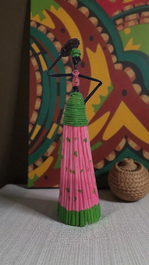 Renkli Pembe Biblo - Görsel 2