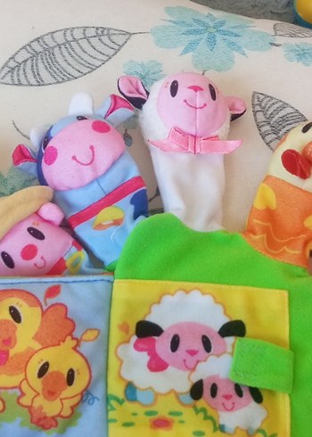 Renkli Nakışlı Çocuk Eldiveni ve Kitap - Görsel 3