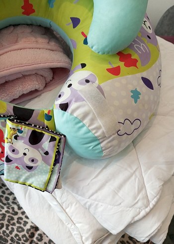 Nakışlı Çok Renkli mama ve oturma minderi - Görsel 3