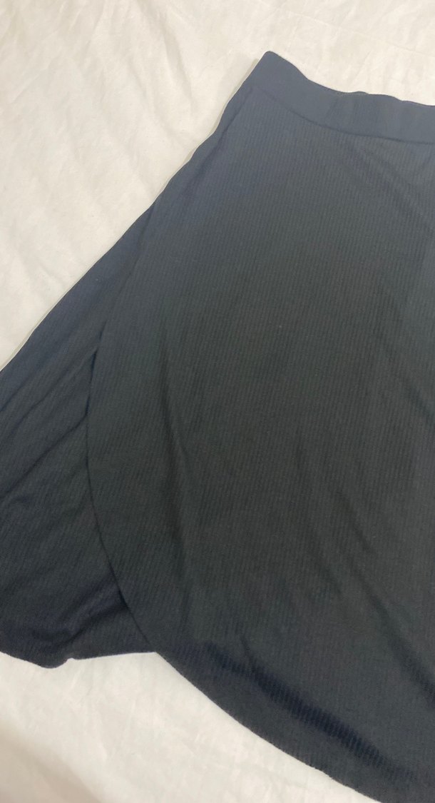 Siyah Piliseli Midi Hamile Eteği - Görsel 2