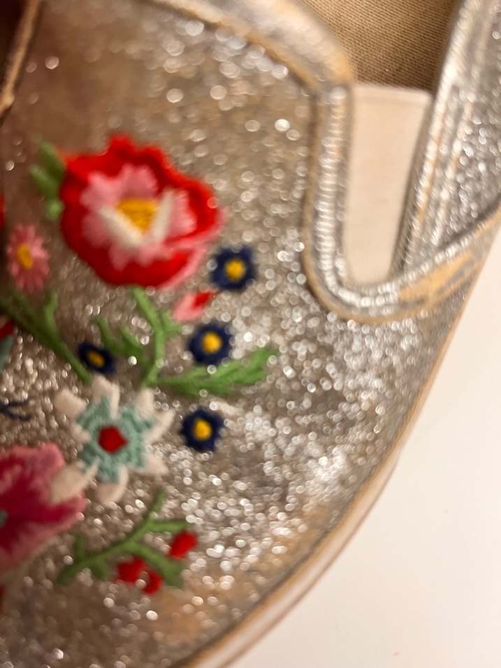 Kız Çocuk Gri Simli Nakışlı Babet - Görsel 4