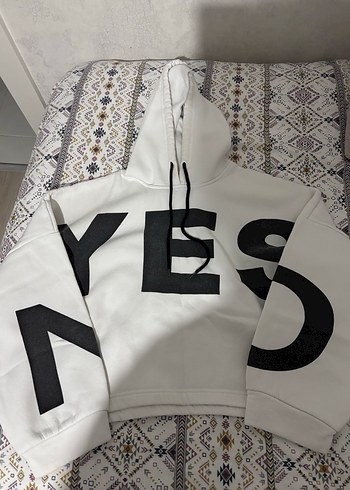 Kadın Beyaz Kapüşonlu Baskılı Sweatshirt