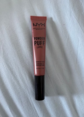 NYX Powder Puff Lippie Beige Ruj