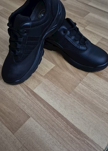 Minimalist Siyah Erkek Ayakkabı Bağcıkları - Görsel 6