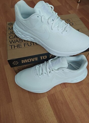 42 Beden Sıfır ORJİNAL Nike
