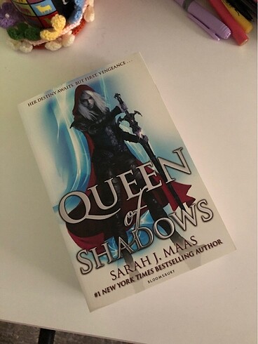queen of shadows sarah j. maas