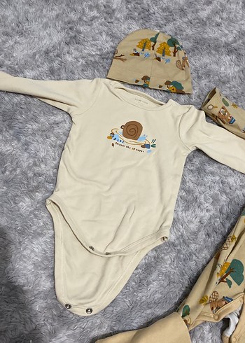 Bebek Erkek Örme Kapüşonlu 4'lü Set - Görsel 3