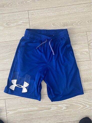 Under Armour Erkek Çocuk Şortu