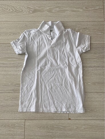 Beyaz tshirt