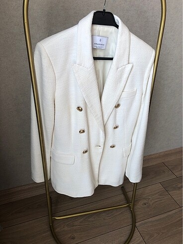 m Beden beyaz Renk Stradivarius m beden blazer