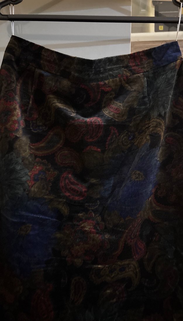 Kadife desenli etek - Görsel 2