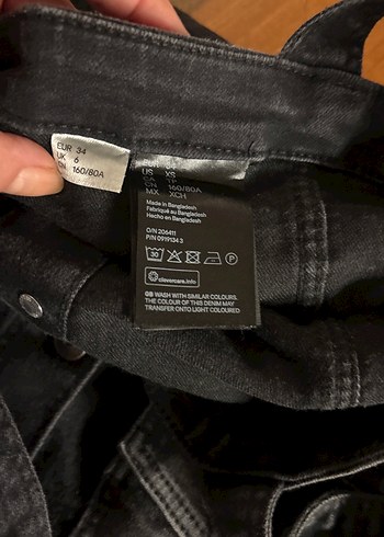 Siyah Düğmeli Denim Mini Tulum - Görsel 5