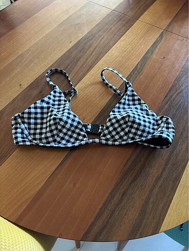 Bikini üstü 34/36 uyumlu