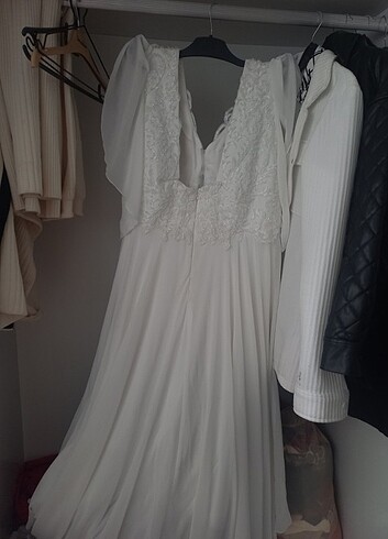 beyaz nikah elbisesi