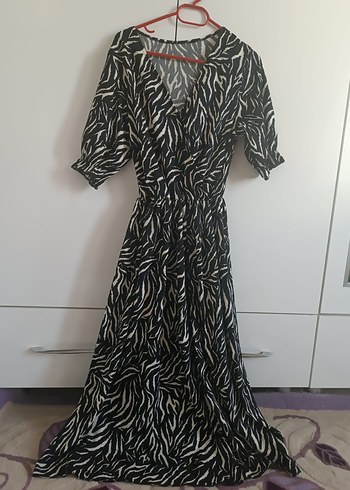 Bohem Siyah Gri Zebra Desenli Uzun Elbise