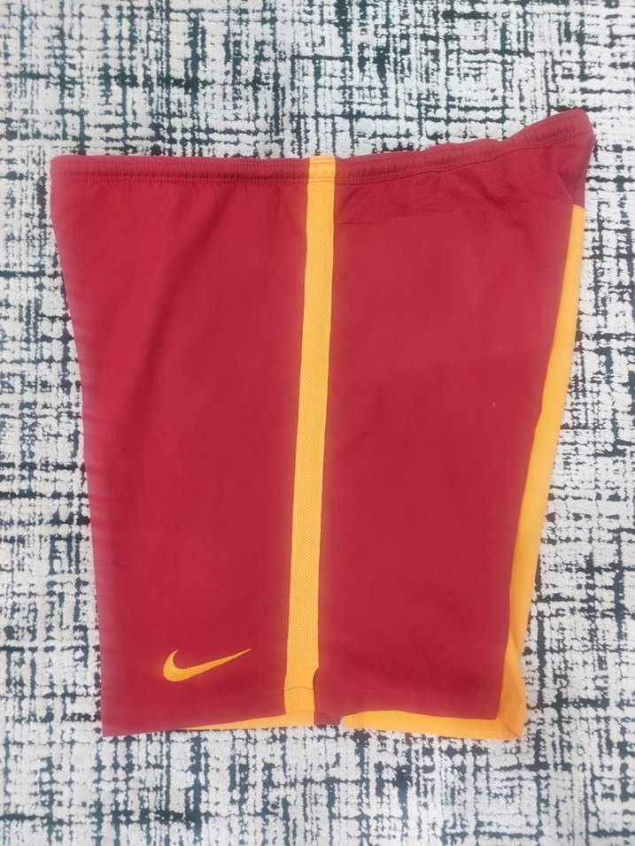 Galatasaray 'XL' Beden 2015-2016 Sezonu Maç Şort... - Görsel 4