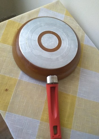  Beden Kırmızı Saplı Gri Teflon Tava