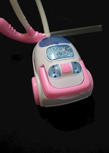 Diğer Renkli Pembe Elektrikli Süpürge